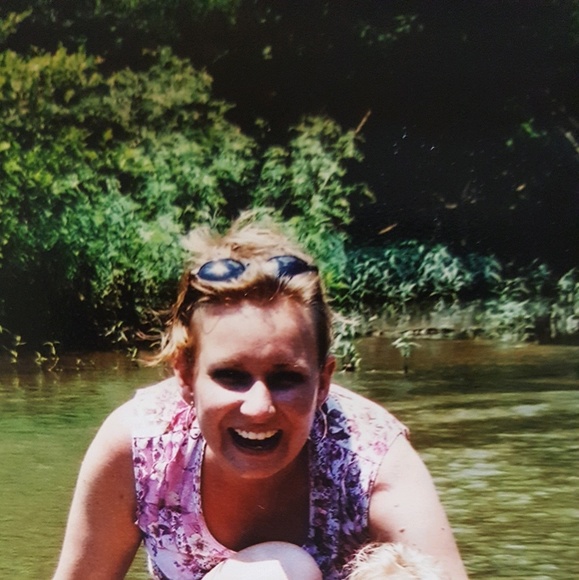 Meet your Posher, Kim - Picture 1 of 1